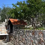 Apartment With Parking Space Jelsa, Hvar - 8698 Jelsa (Hvar)